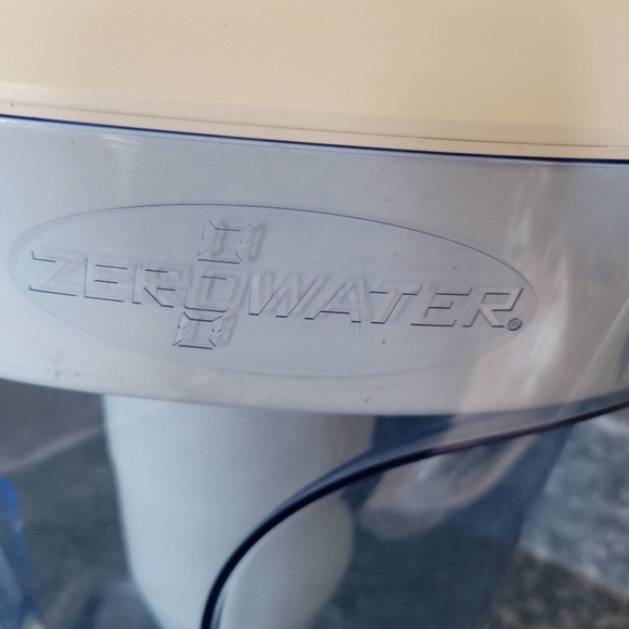 ZeroWater Blue Water Filter - Picture 5 of 7